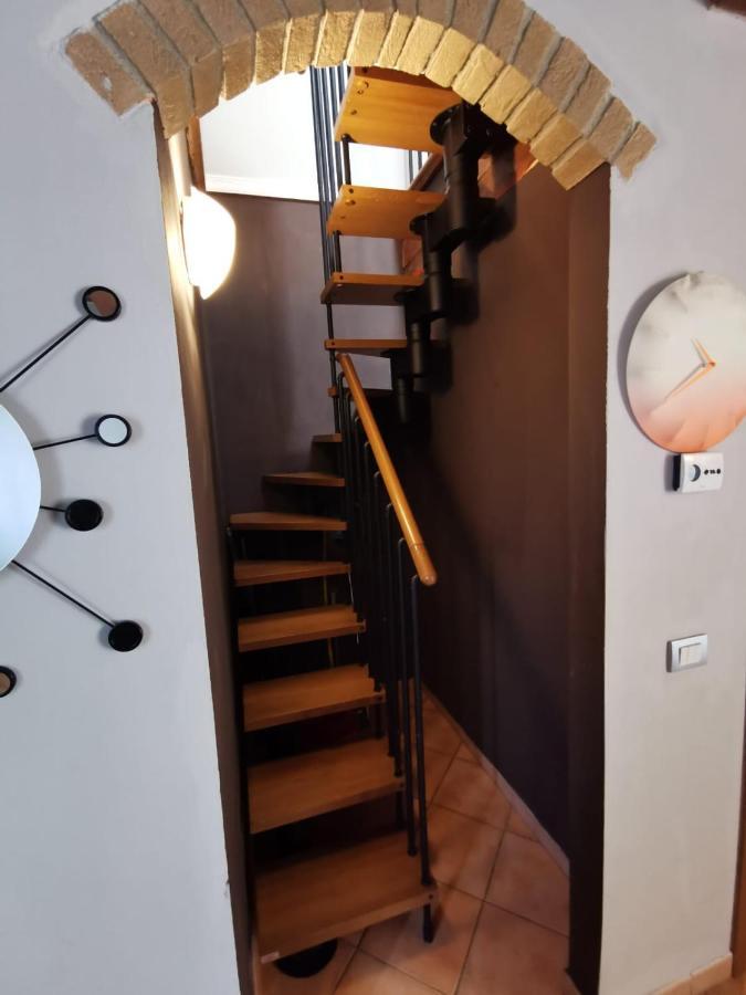 Apartment In The City Center With Self Check-In Parme Extérieur photo