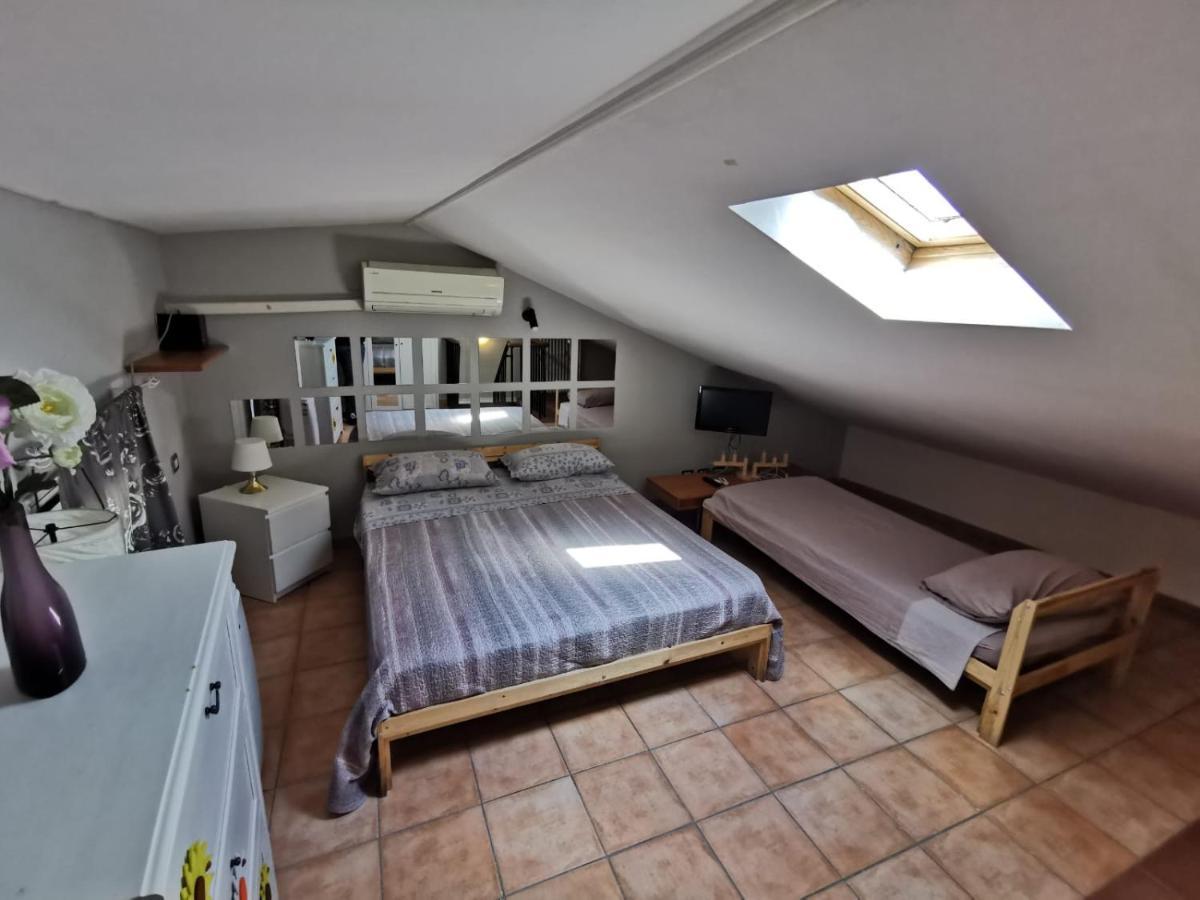 Apartment In The City Center With Self Check-In Parme Extérieur photo